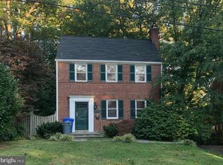 10211 Sutherland Rd, Silver Spring, MD 20901