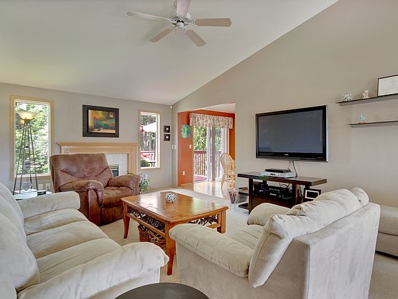 4th image of 7915 202nd Street Ct E