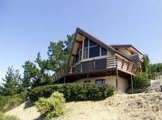 10350 Saddle Rd, Monterey, CA 93940