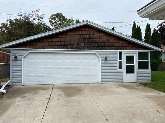 3rd image of 1628 N 28th St