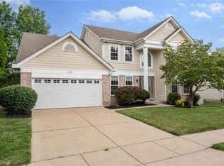 16815 Crystal Springs Dr, Chesterfield, MO