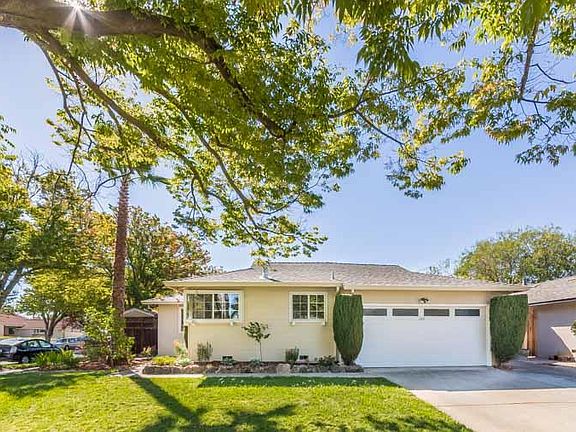 5th image of 1386 Dentwood Dr