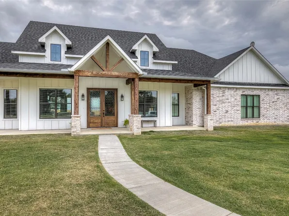 67 Fairway Ln, Sulphur Springs, TX 75482