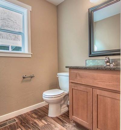 5th image of 493 SE Gleneden Pl