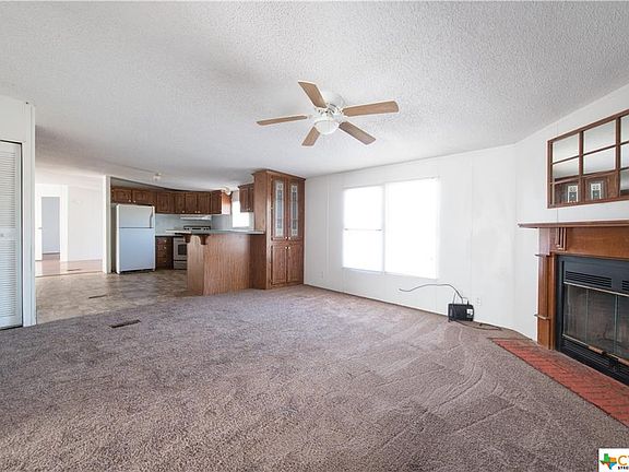 3rd image of 353 Scarlet Oak Dr