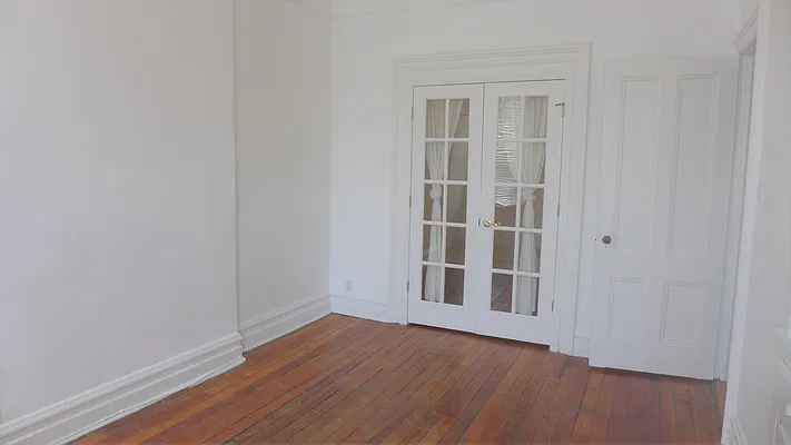 Rented by Compass | media 14