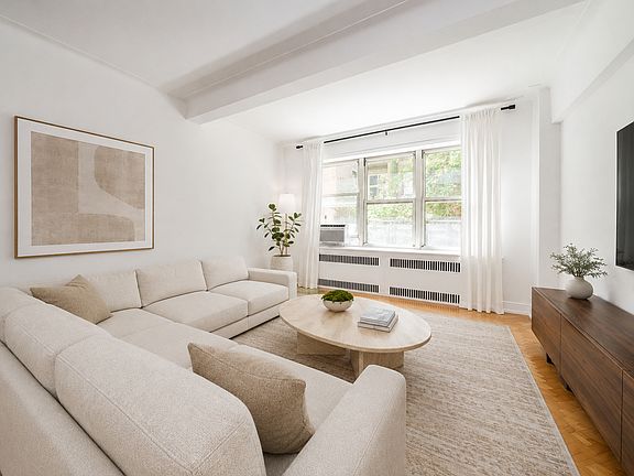 2nd image of 10 W 74th St APT 2F