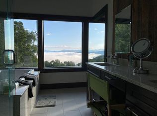 370 Nuthatch Dr, Cullowhee, NC 28723