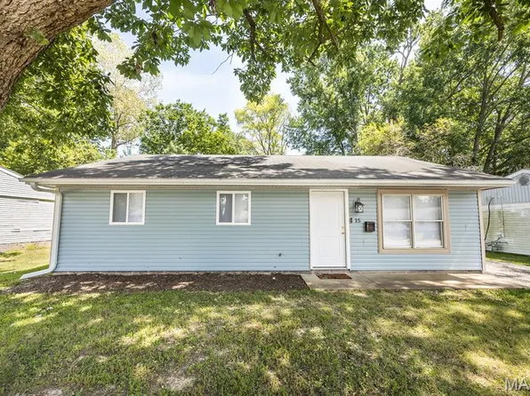 15 Scarlet Dr, Belleville, IL 62220