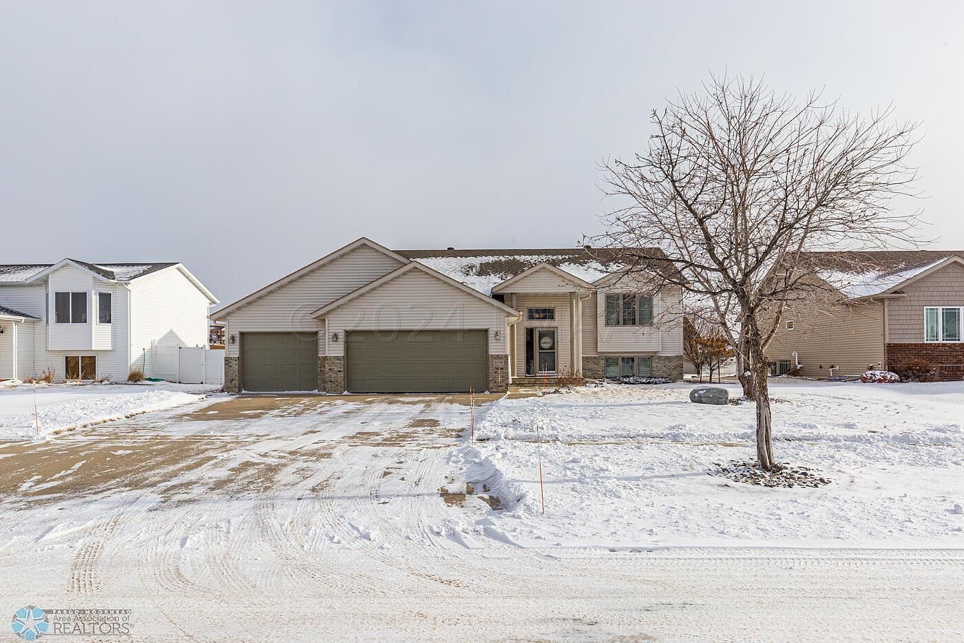 4196 54th St S, Fargo, ND 58104 | Zillow