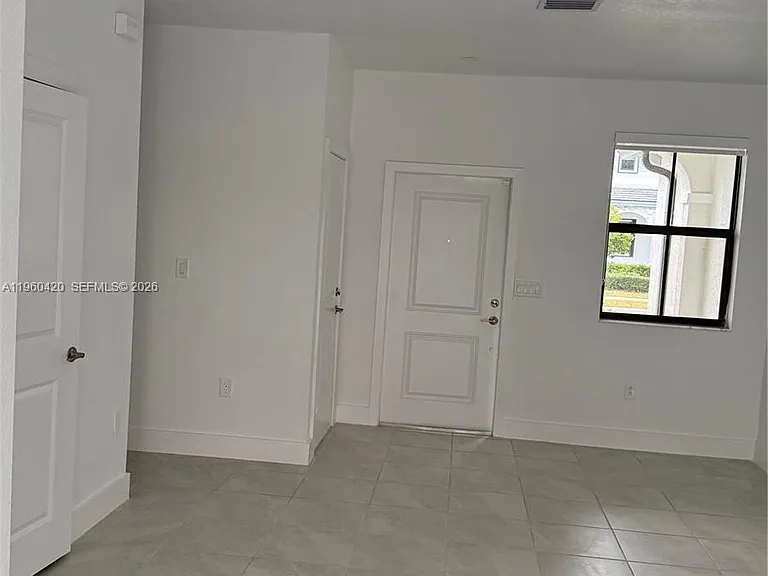 28519 SW 134th Ct #28519 — Photo 6