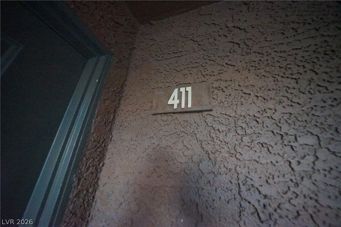 1 bed, 1.0 bath, 687 sqft, $1,240 — Photo 4