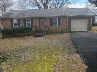 575 Mount Lebanon Rd, Inman, SC 29349