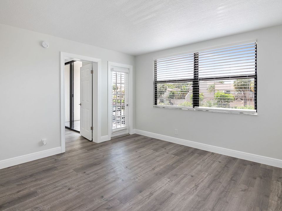 1st image of 708 Executive Center Dr #211-1-211