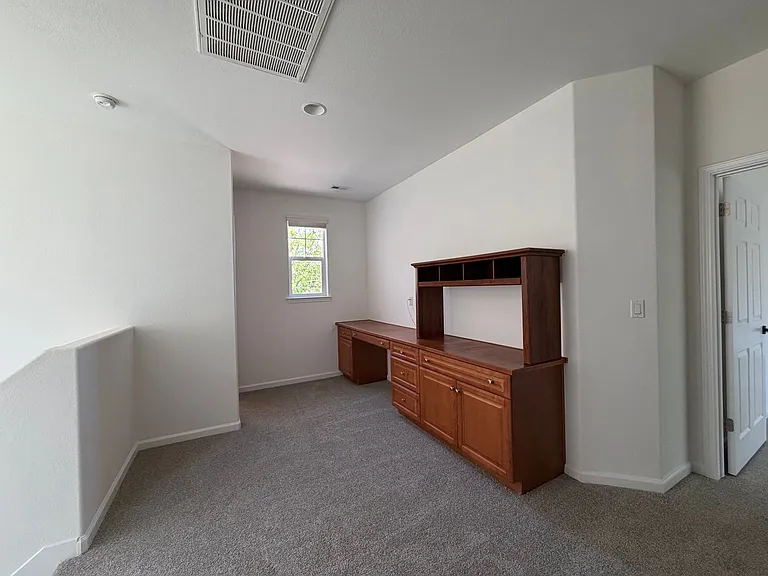 10890 Oakhaven Dr — Photo 9