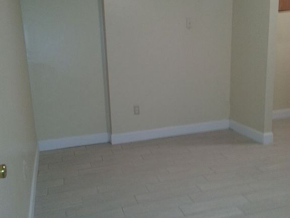 3rd image of 1605 Broadway St APT 846