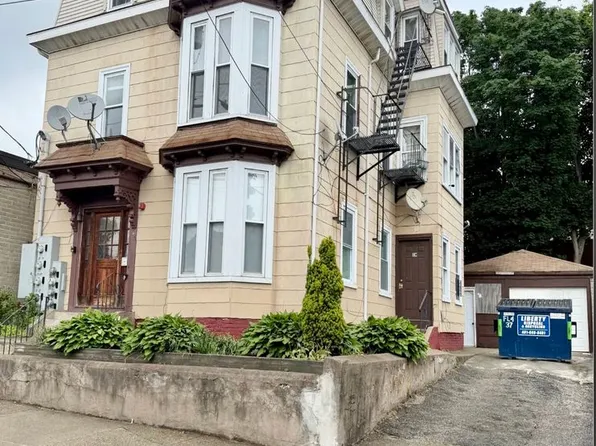 47 Montgomery Street, 47 Montgomery St #2R, Pawtucket, RI 02860