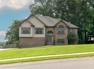 203 Chinaberry Way, Maylene, AL 35114