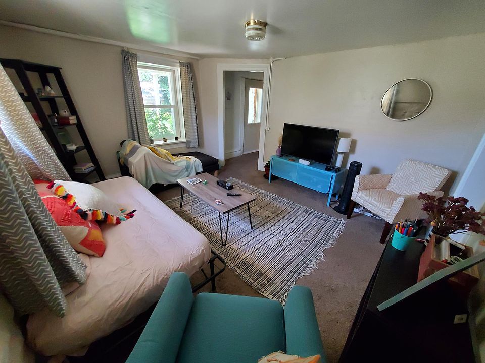 1st image of 585 N Wall St #2