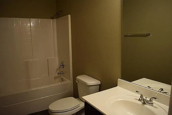 2414 Canyon Creek Dr — Photo 13