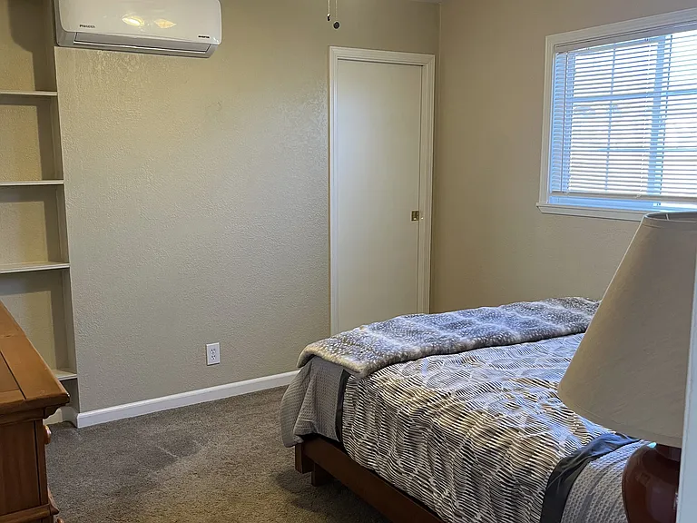 420 Vassar St #5 — Photo 22