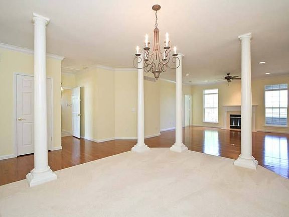 2nd image of 261 Meadows Of Wildwood Blvd