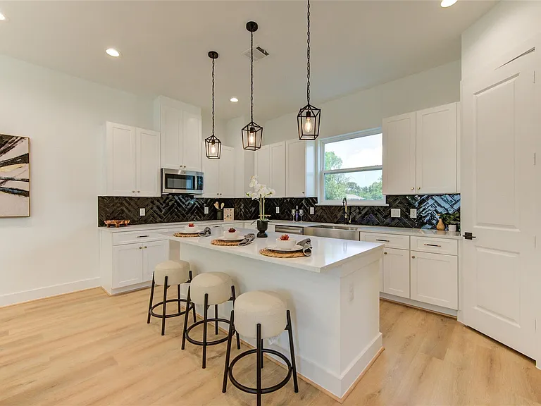 4035 Buck St — Photo 19