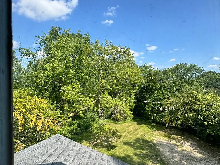 1625 S Maple Rd — Photo 57