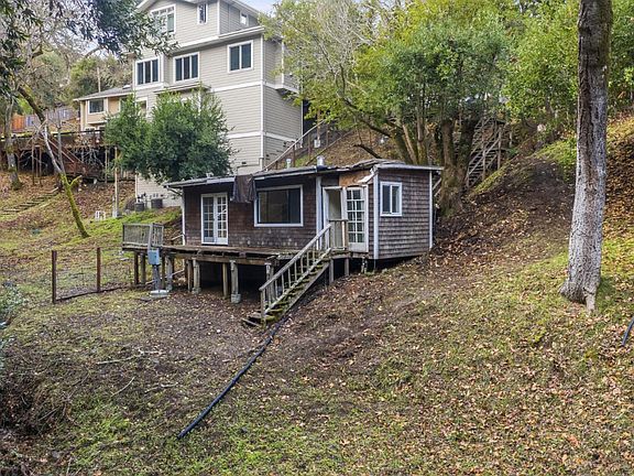 5th image of 128 Carmel Way