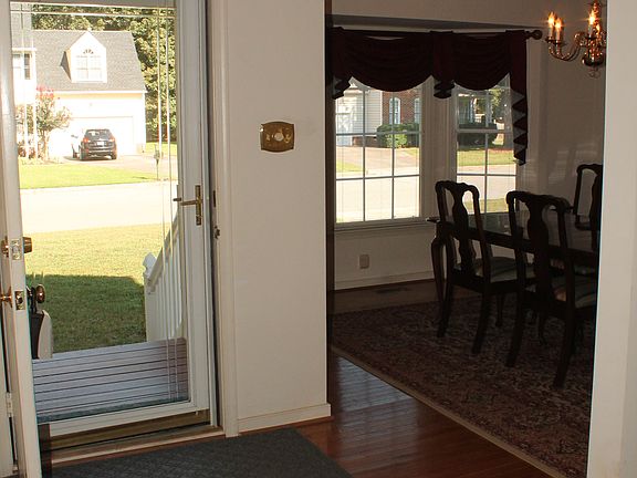 4th image of 9031 Coolwater Ln