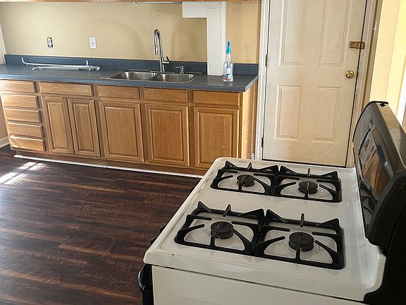 5th image of 79-81 N Main St #3