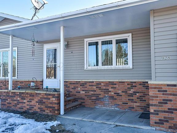 5th image of 928 Parke Ave S