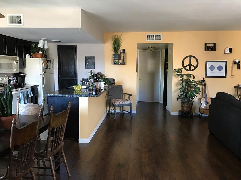 1st image of 2228 E Campbell Ave #200