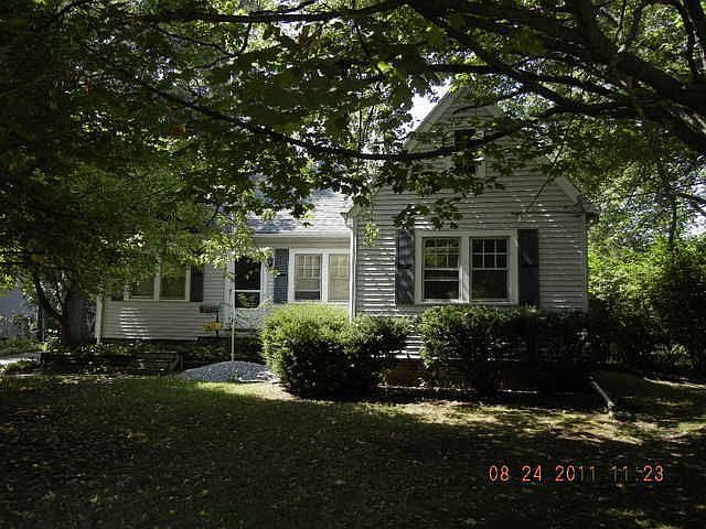 1st image of 940 Louisiana Ave