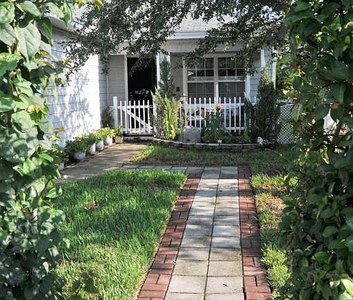 4th image of 1035 Osceola Ave