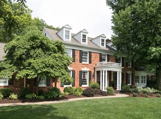 2747 Turnberry Park Ln, Saint Louis, MO 63131