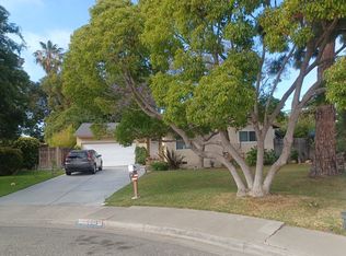2218 Puente Ave, Costa Mesa, CA 92627