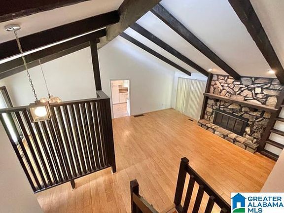 5th image of 1473 Alexander Ct