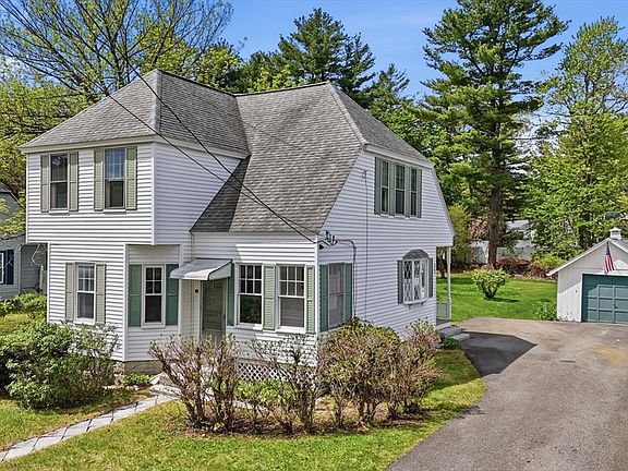 2nd image of 38 Brookside Rd