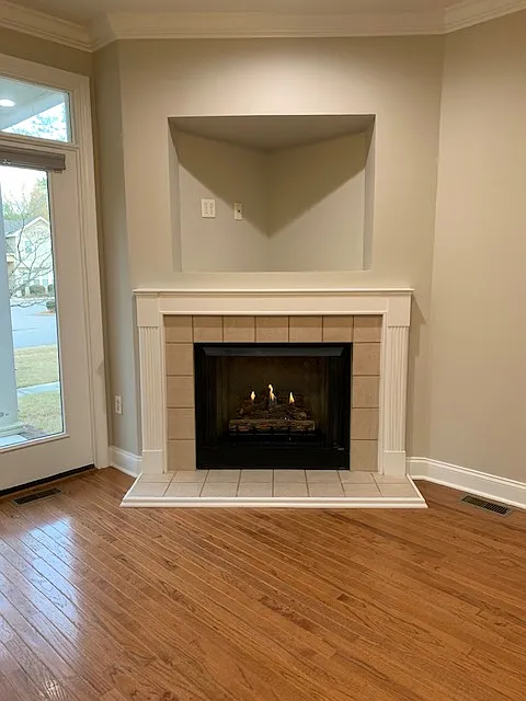 3 bed, 2.5 bath, 1920 sqft, $2,150 — Photo 3