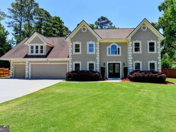 2105 Sandown Ct, Lawrenceville, GA 30043