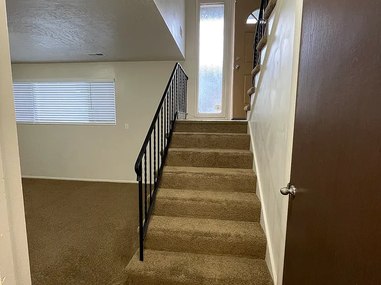 67 E 600 N #67 — Photo 6