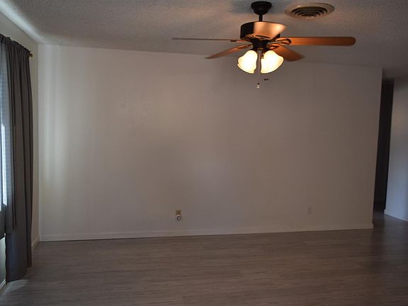 5th image of 1830 Fernwood Dr