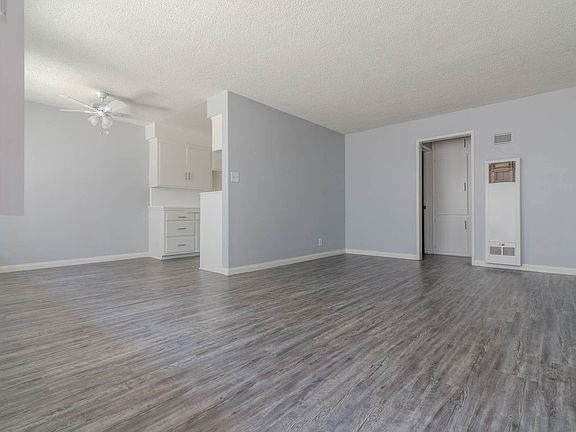 5th image of 8419-8425 S Western Ave #8425-03
