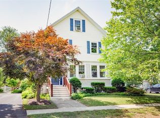 36 Greenwood St, Amesbury, MA 01913