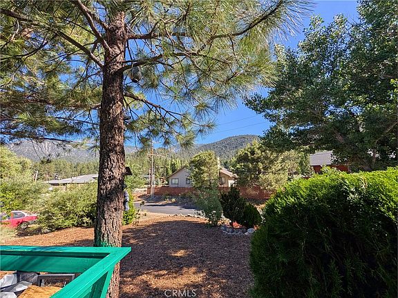 2nd image of 16505 Oakwood Way