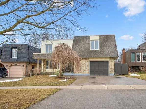 93 Grand River Blvd, Kitchener, ON N2A 2T3