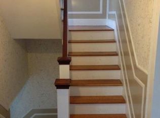 316 Stratfield Rd, Fairfield, CT 06825