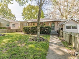 417 NW 7th St, Bentonville, AR 72712