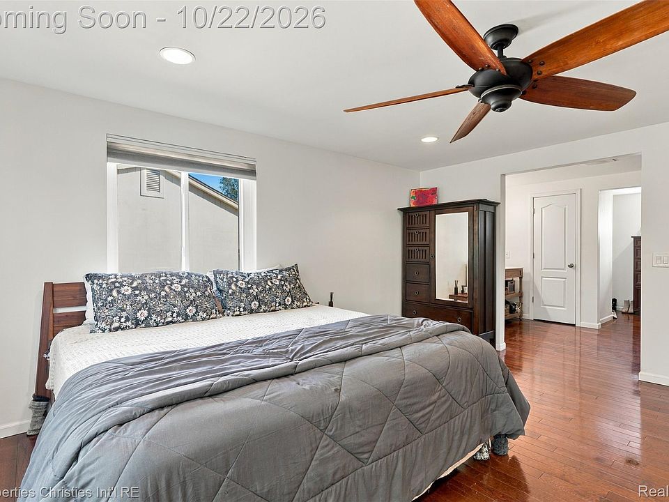 37741 Hollyhead Dr, photo 21